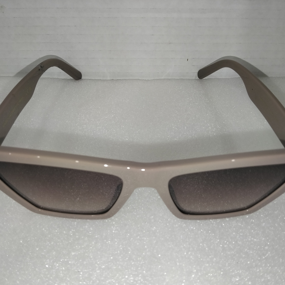 Stylish Tan Wearable Electronics - image 1